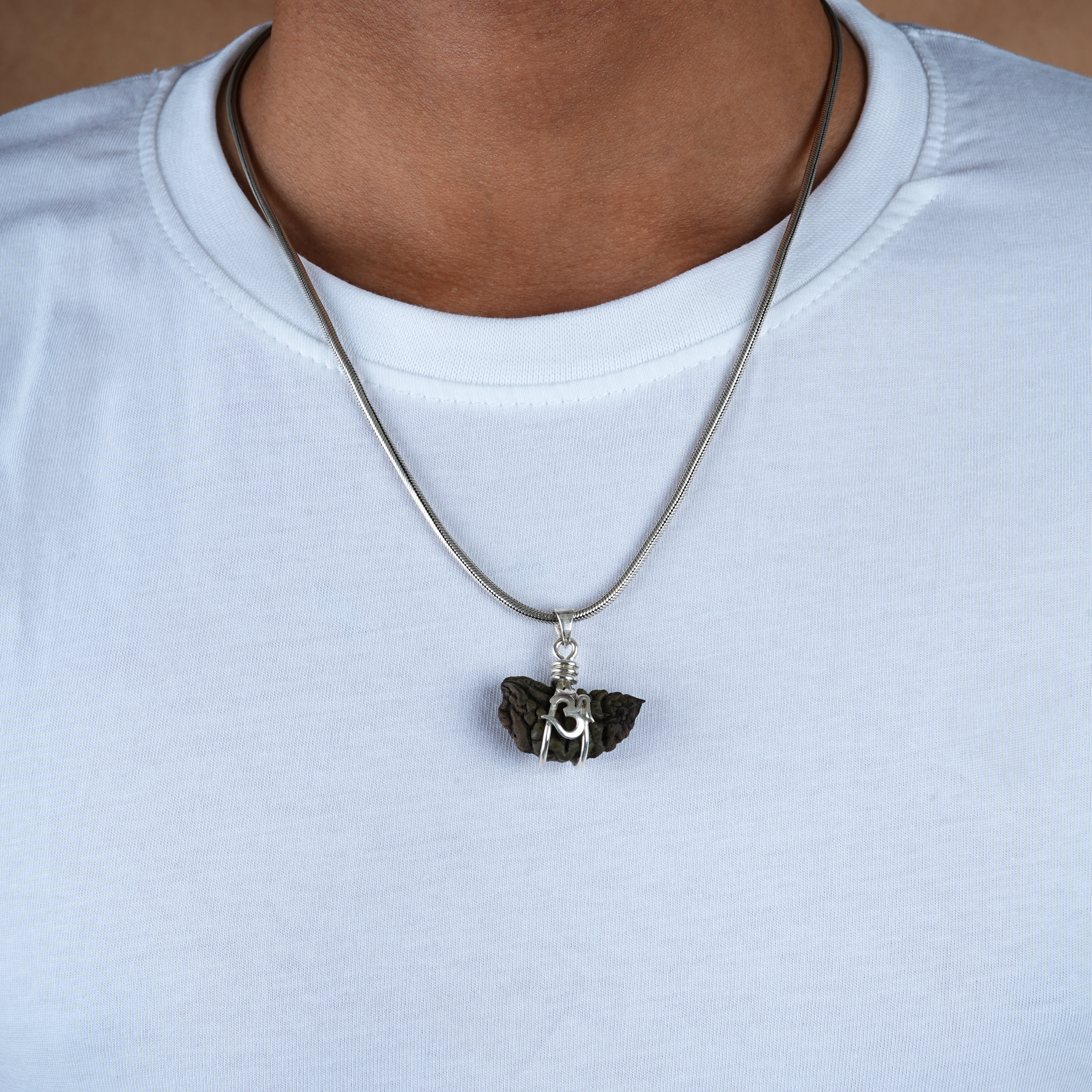 Ek Mukhi Natural Himalayan Rudraksha Om Silver Pendant