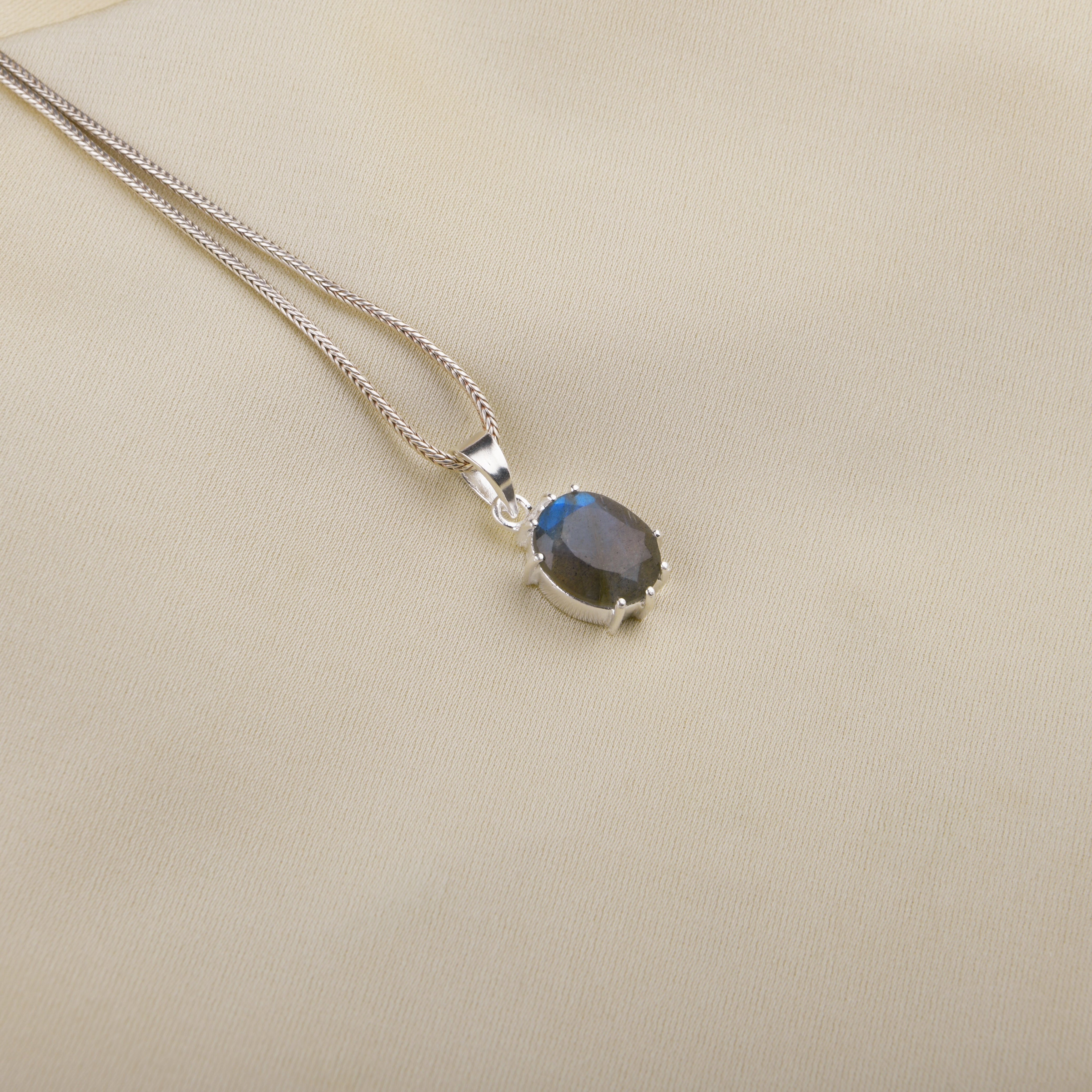 Labradorite Pendant with Chain
